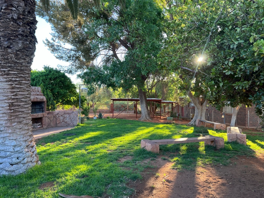 8 Bedroom Property for Sale in Dibeng Northern Cape